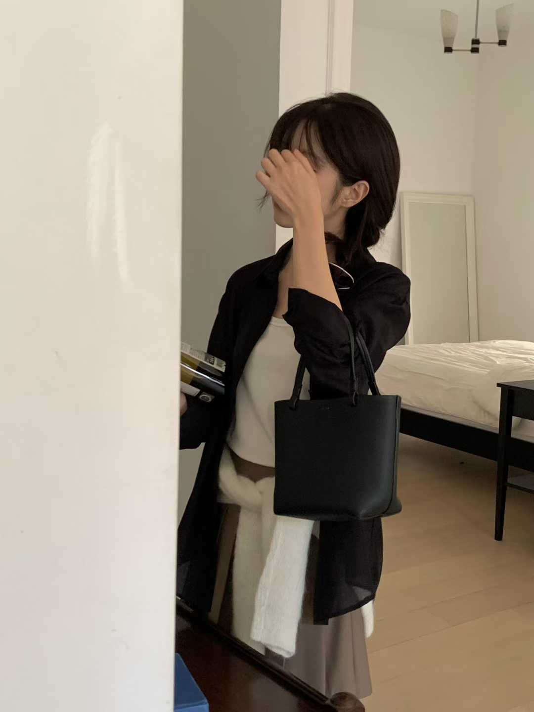 小V家質感光天絲襯衫