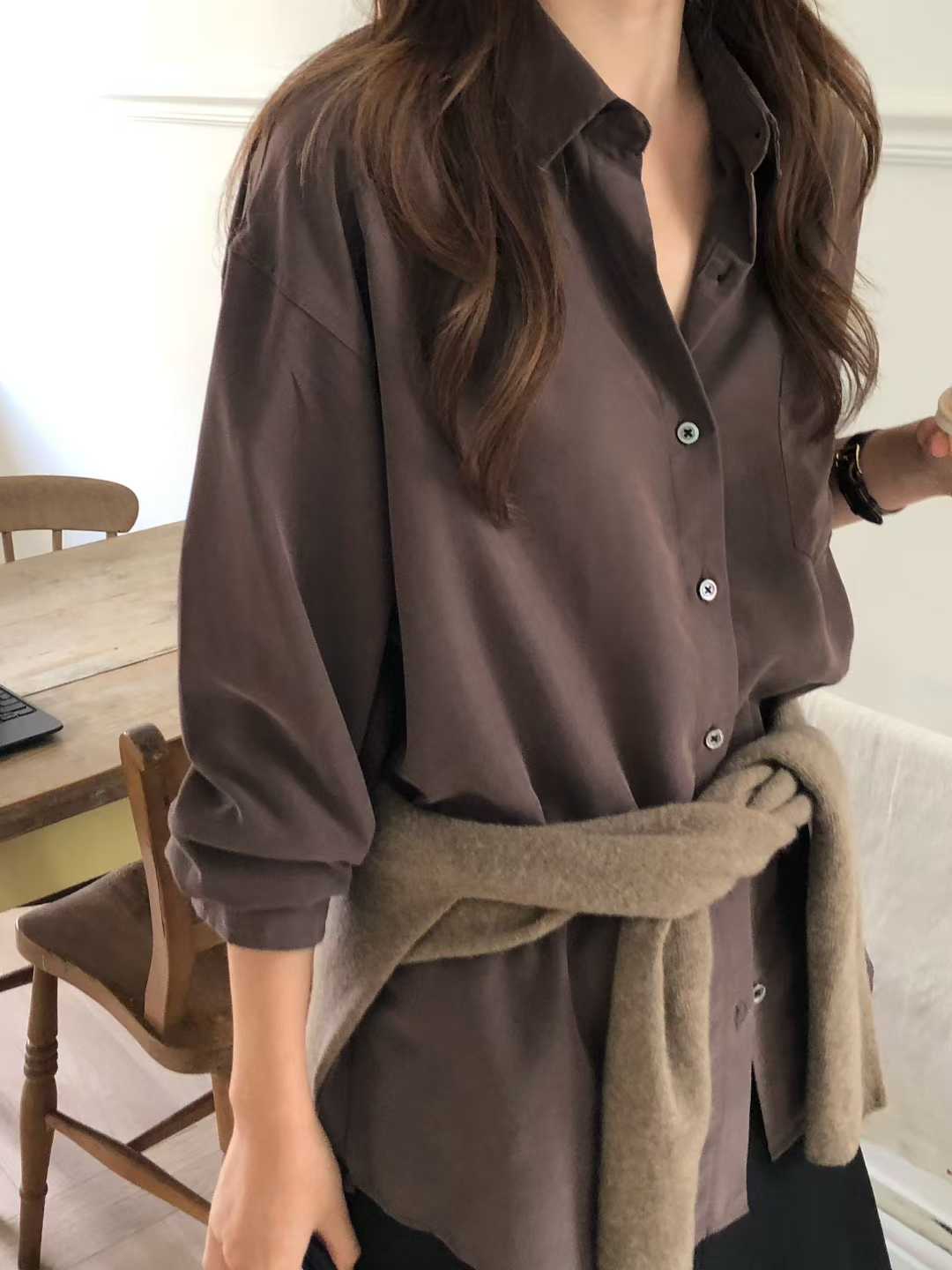 B17.大V家優雅美人天絲襯衫