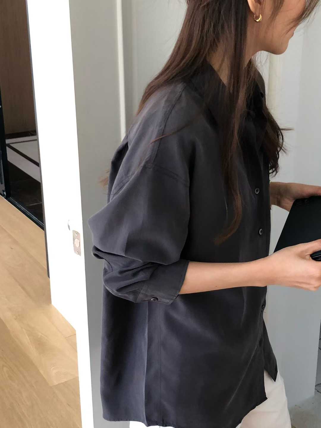 B17.大V家優雅美人天絲襯衫