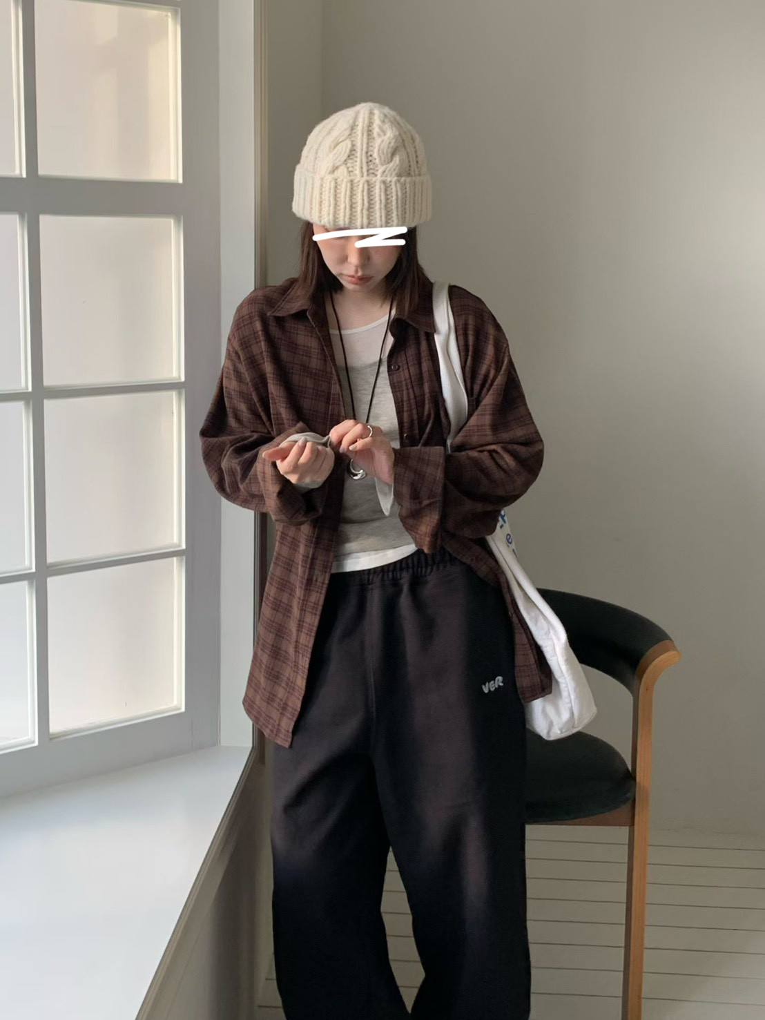 A07.小V家低調格紋長版襯衫