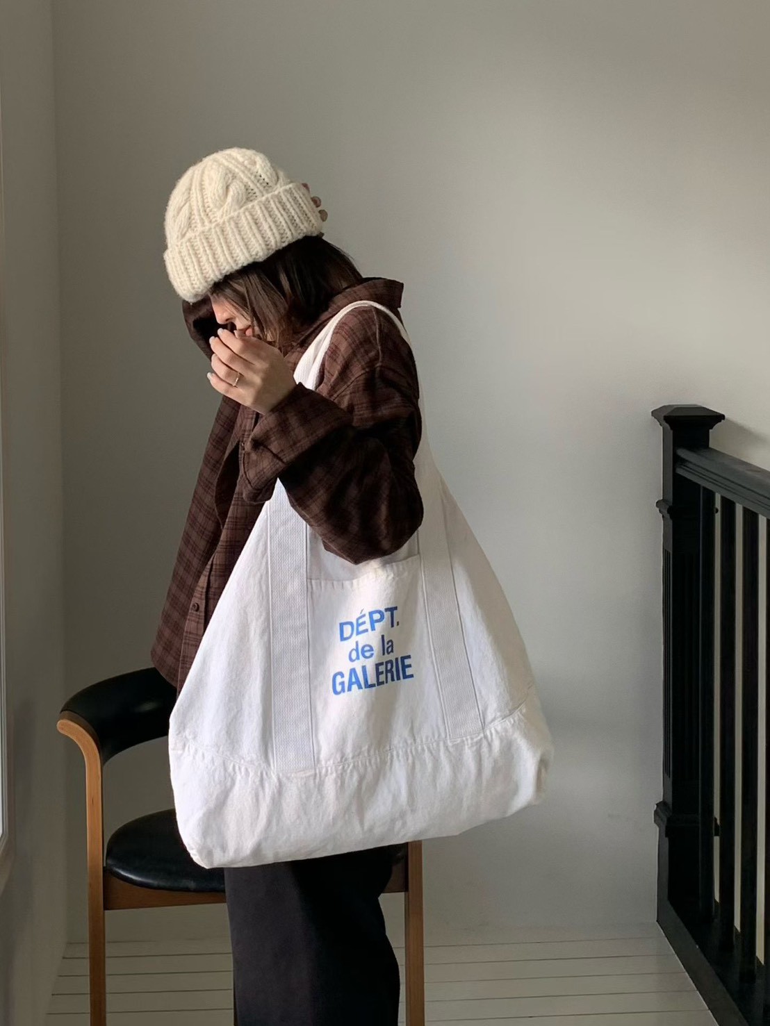 A07.小V家低調格紋長版襯衫