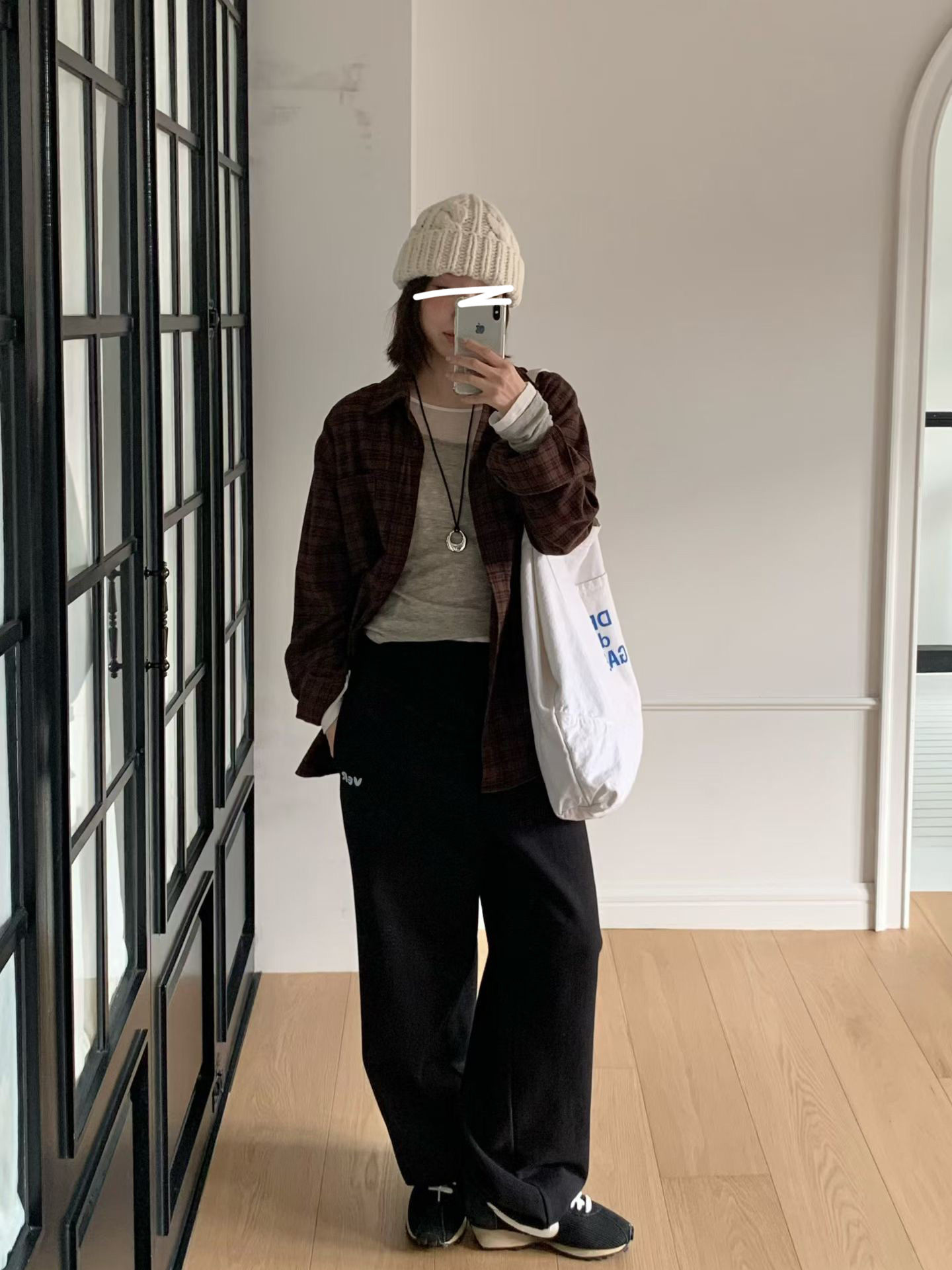 A07.小V家低調格紋長版襯衫