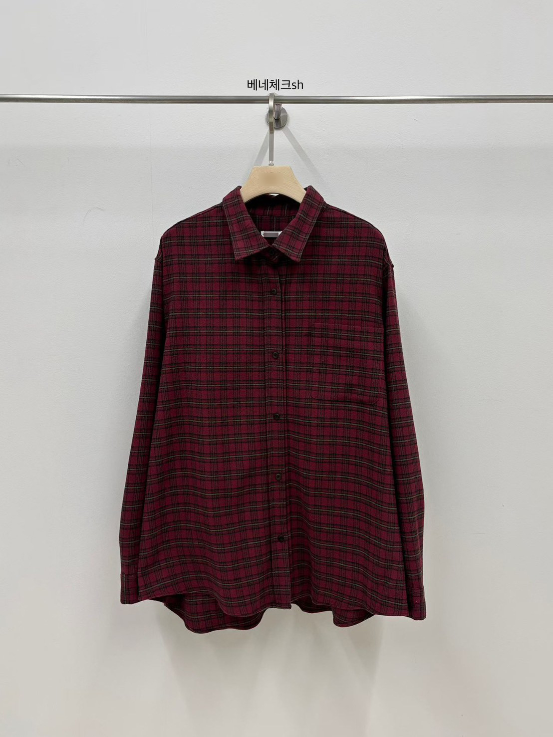 A07.小V家低調格紋長版襯衫