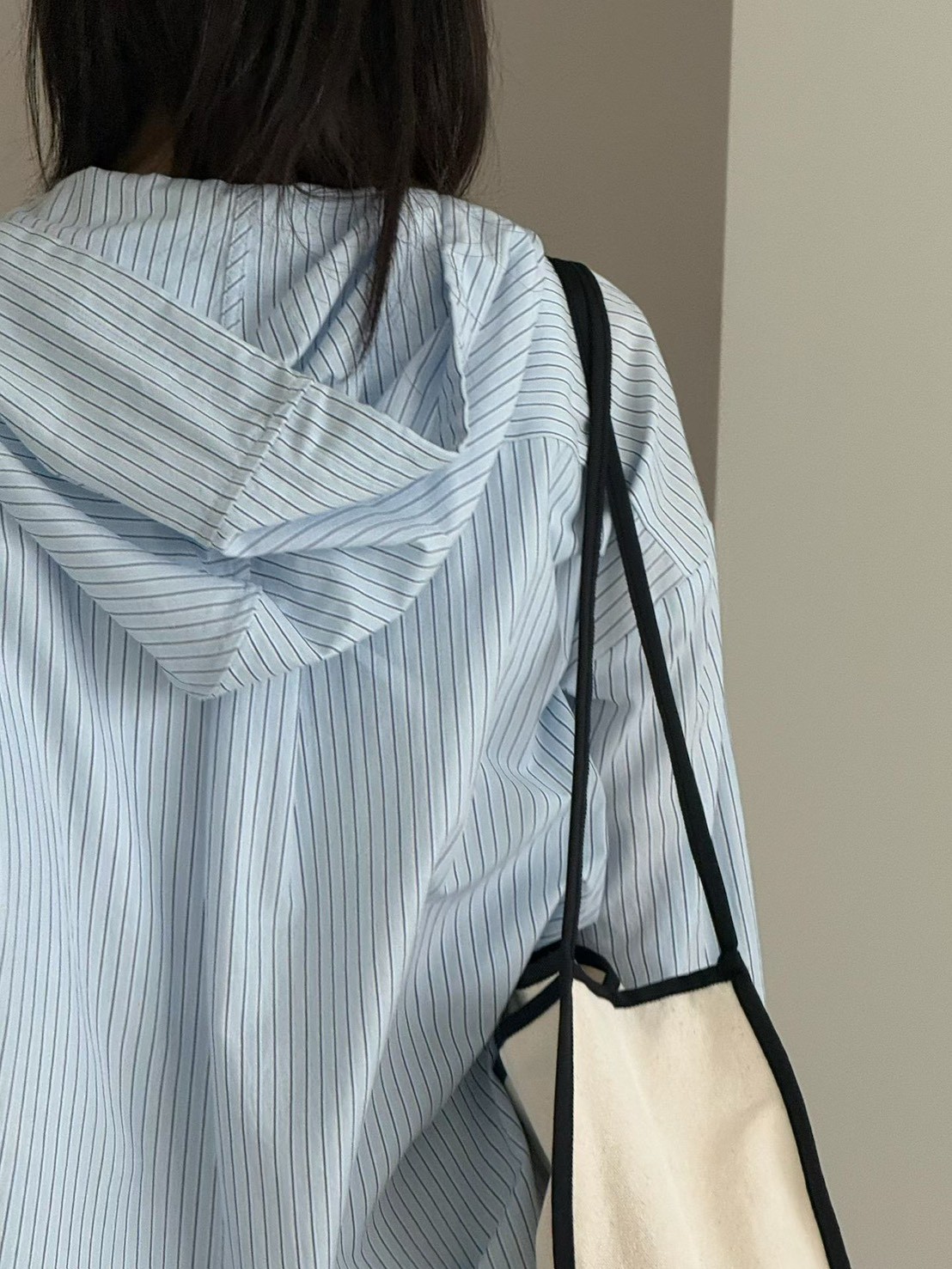 B40.清爽色連帽休閒條紋罩衫