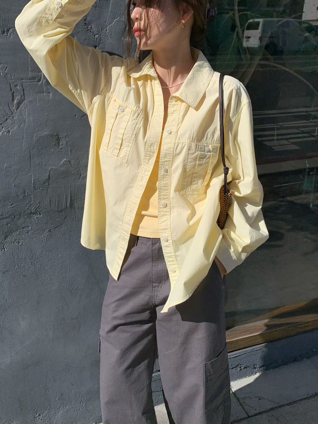 B64.人氣甜美糖果色襯衫