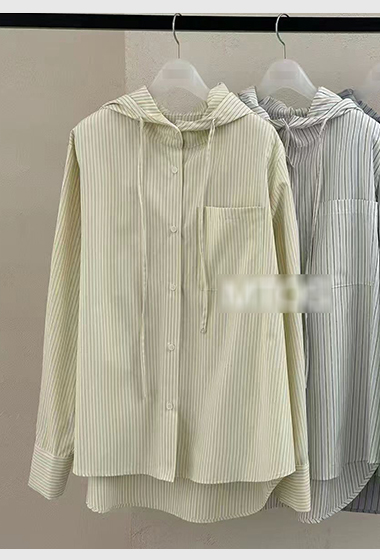 A19.糖果色連帽直條紋襯衫