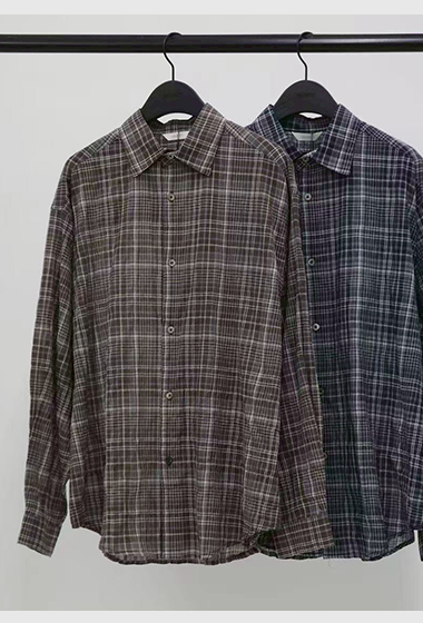 A15.纖瘦家復古格紋襯衫