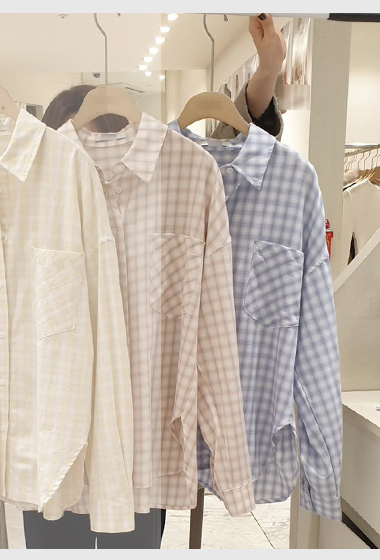 B68.小臉歐膩溫柔鬆餅格襯衫