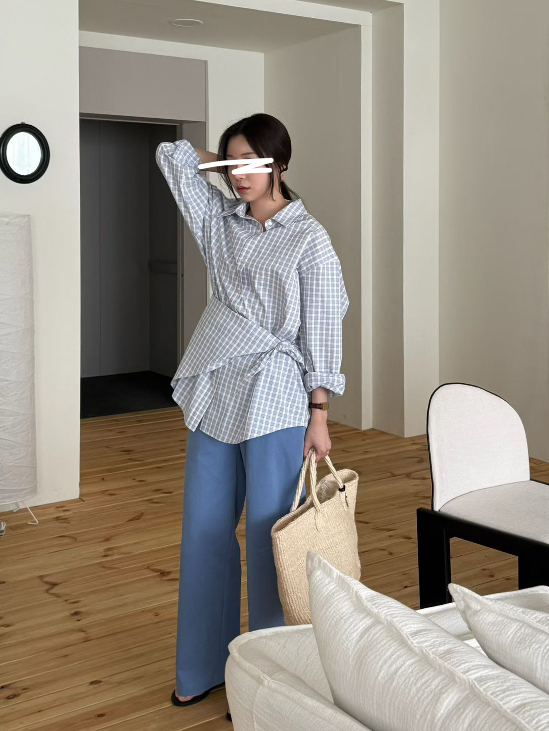 B05.造型可拆領巾小格襯衫