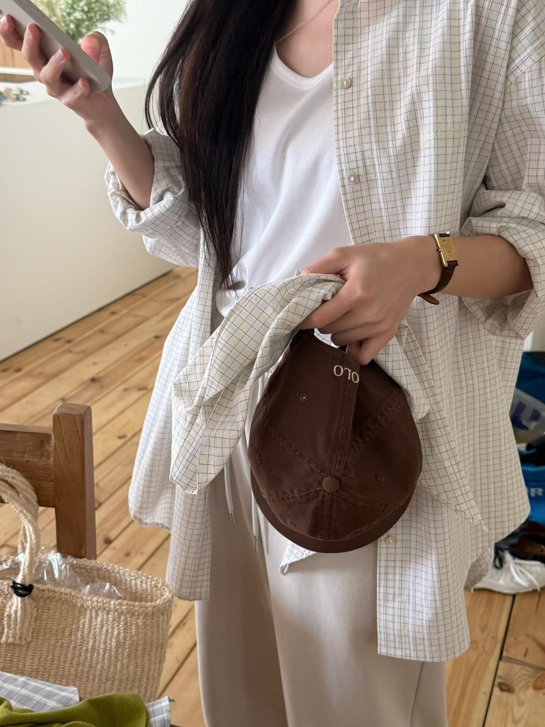 B05.造型可拆領巾小格襯衫