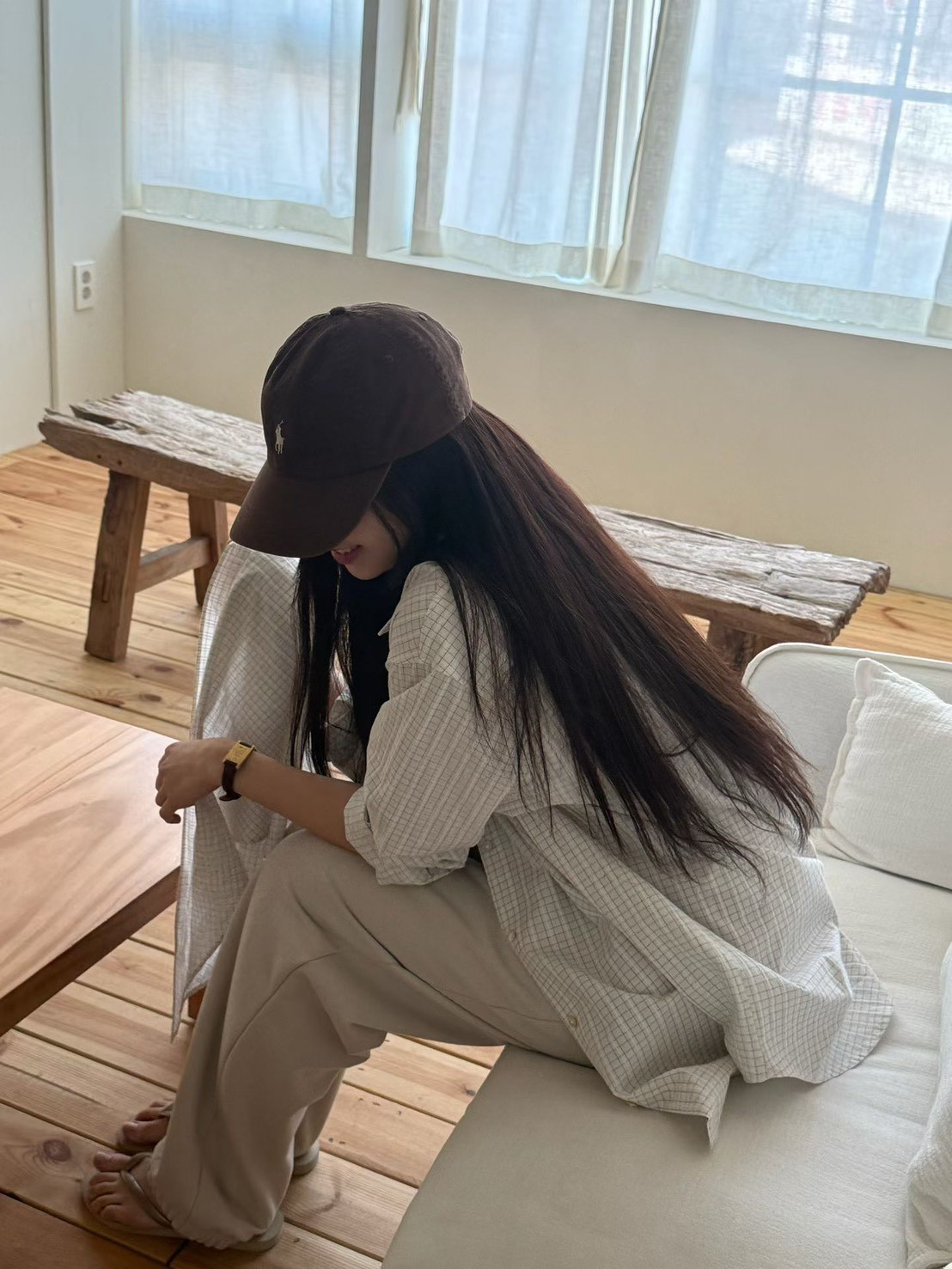 B05.造型可拆領巾小格襯衫