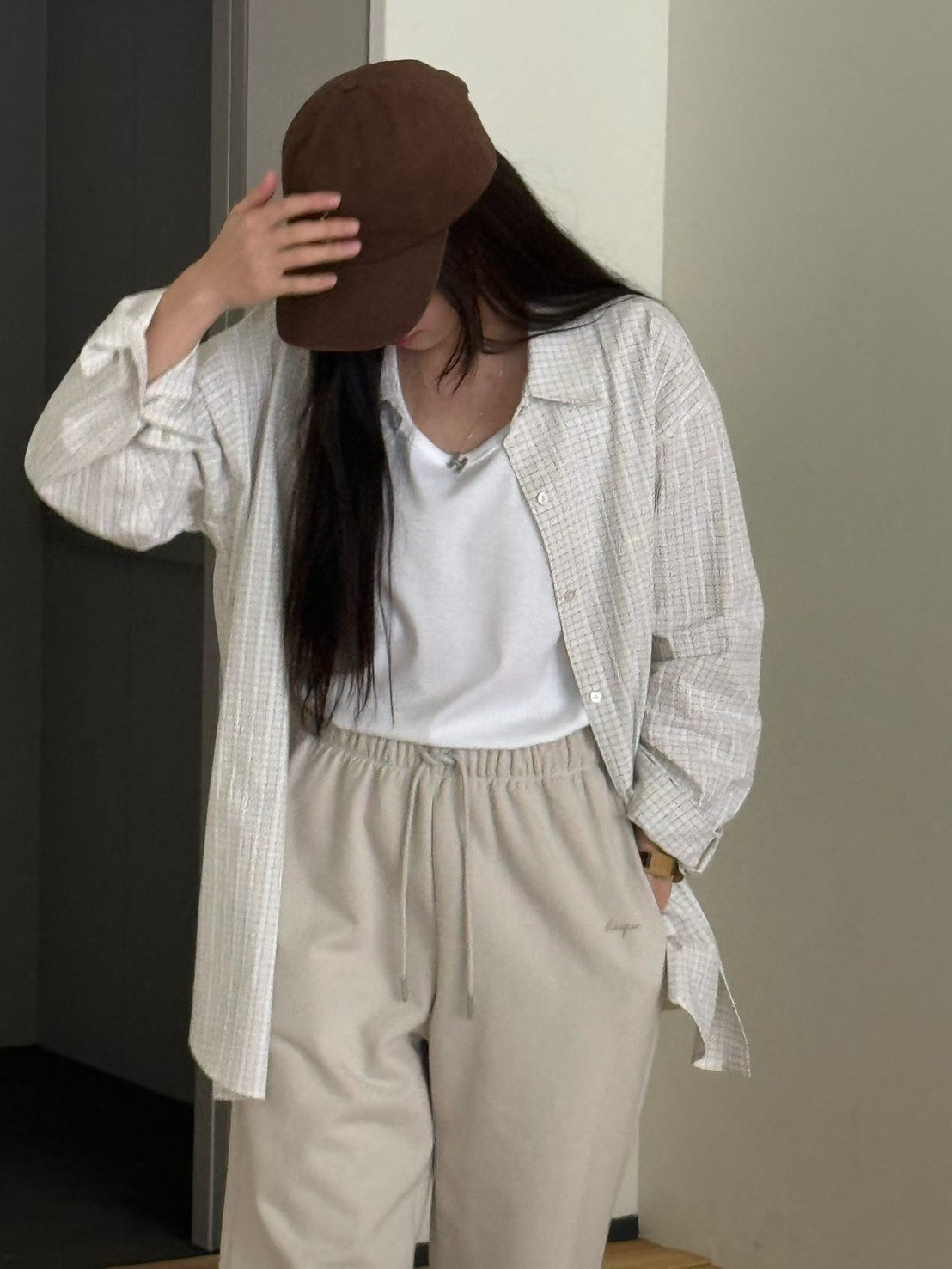 B05.造型可拆領巾小格襯衫