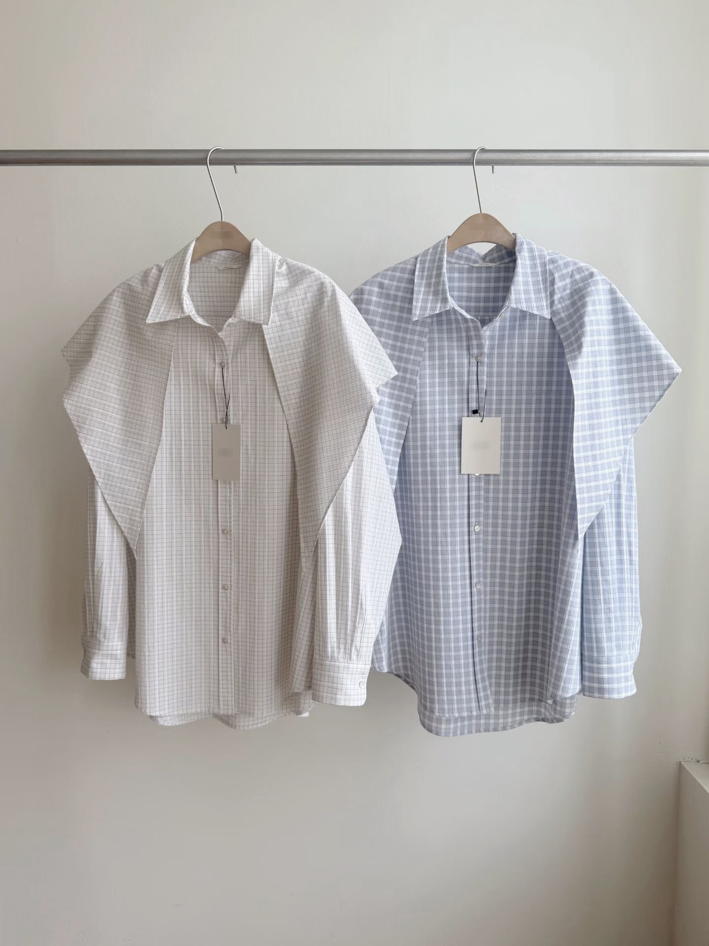 B05.造型可拆領巾小格襯衫