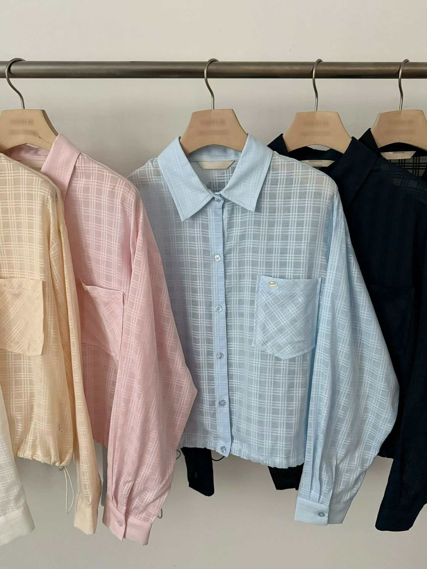 B37.甜甜鬆餅格微透襯衫