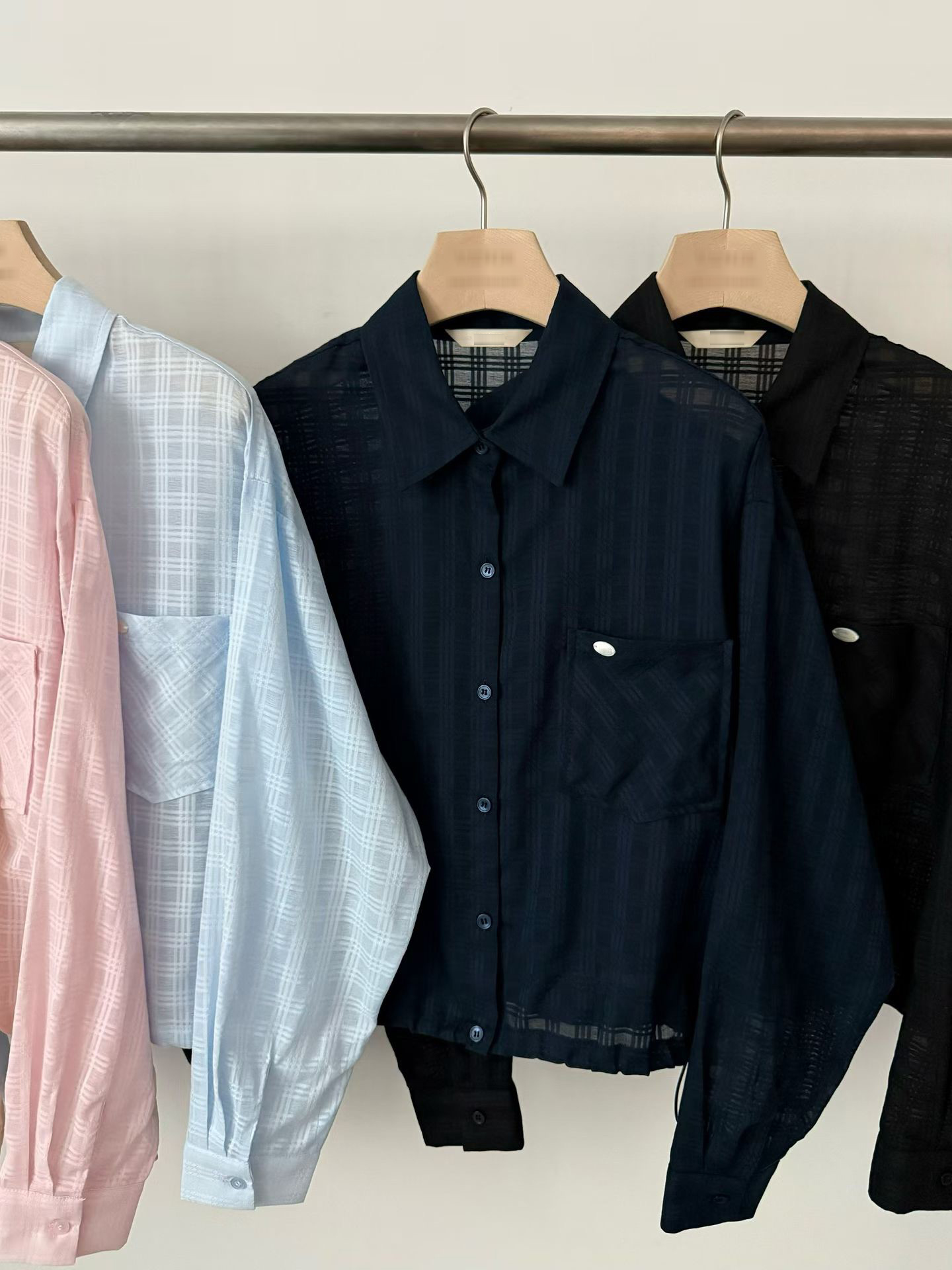 B37.甜甜鬆餅格微透襯衫