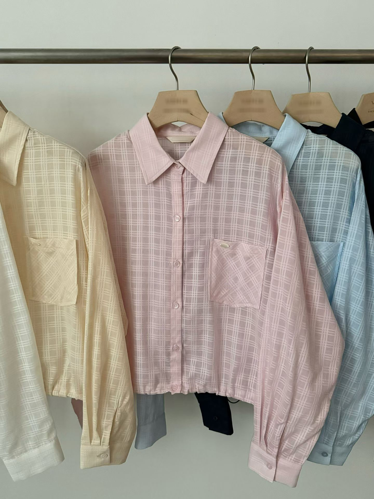 B37.甜甜鬆餅格微透襯衫