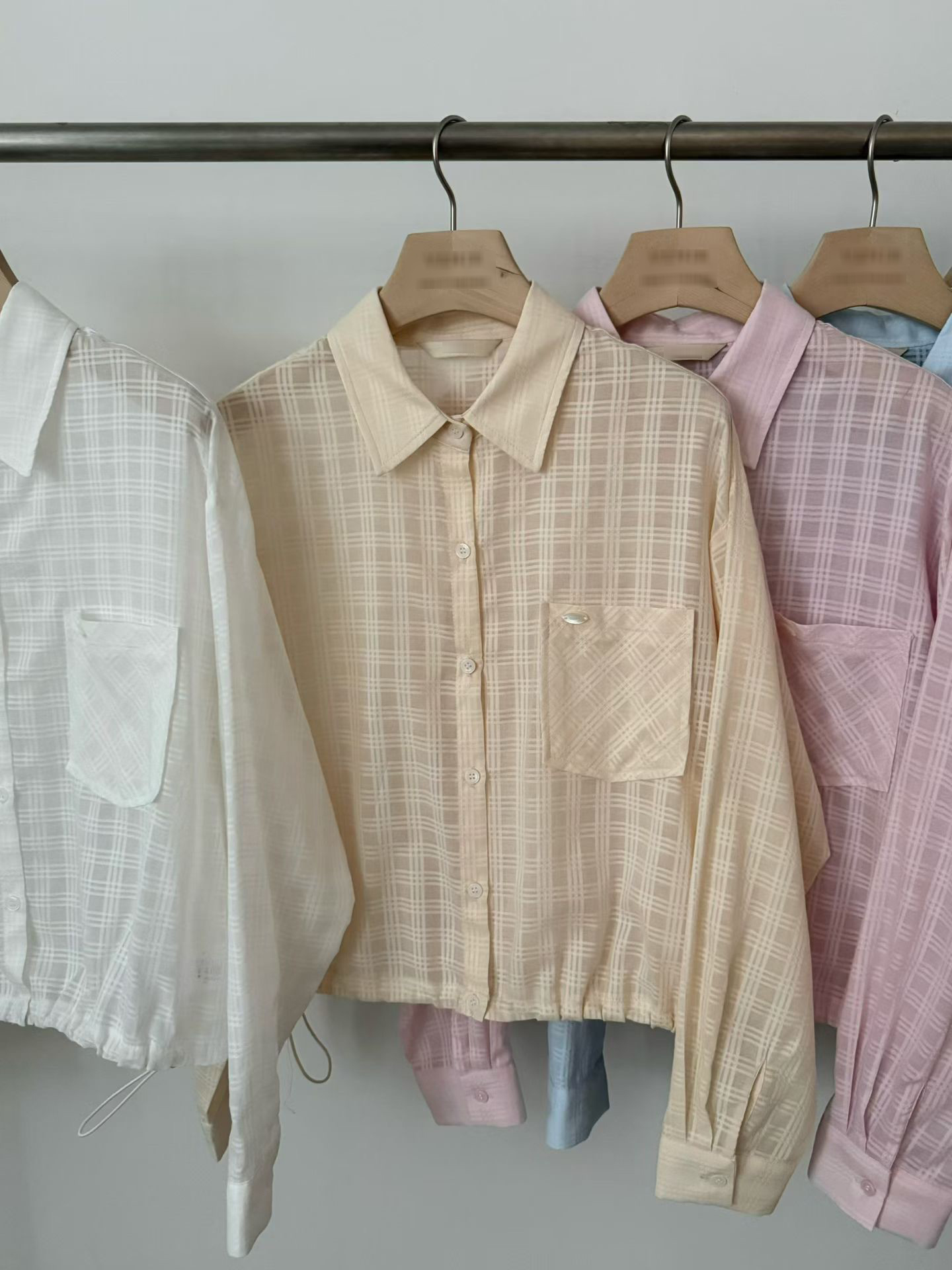 B37.甜甜鬆餅格微透襯衫