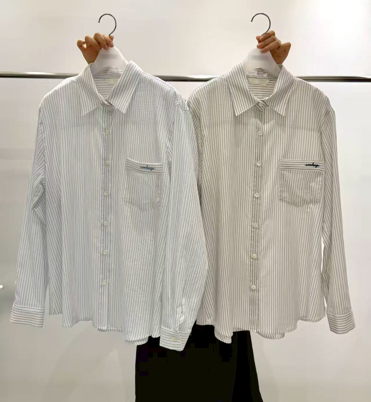 B15.質感家直條紋小繡字襯衫