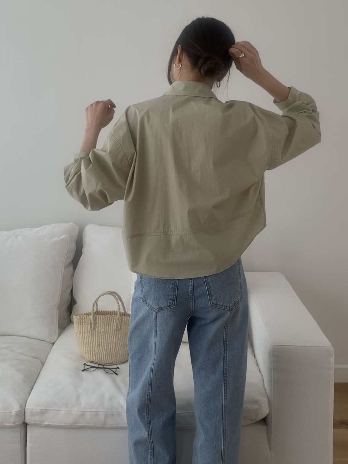 B73.小臉歐膩甜甜口袋短版襯衫