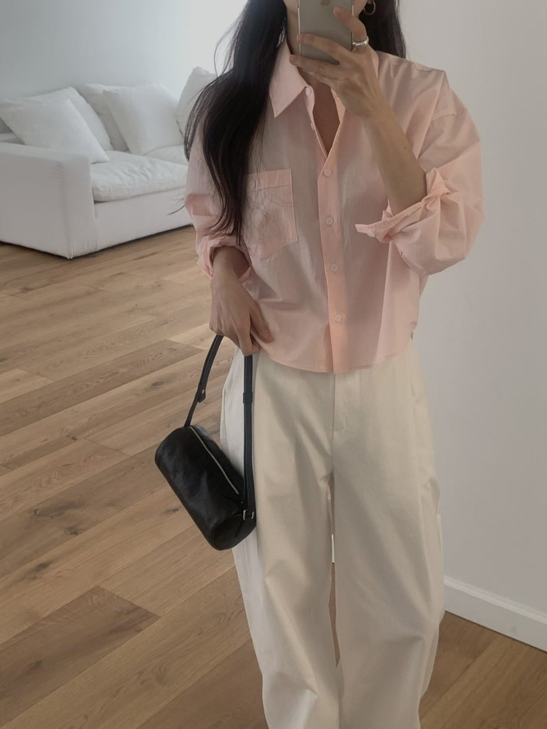 B73.小臉歐膩甜甜口袋短版襯衫