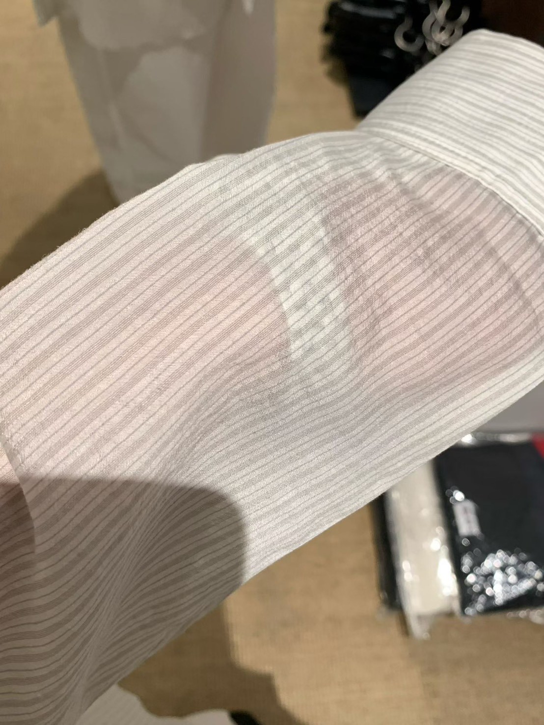 B65.知性推薦直條紋襯衫