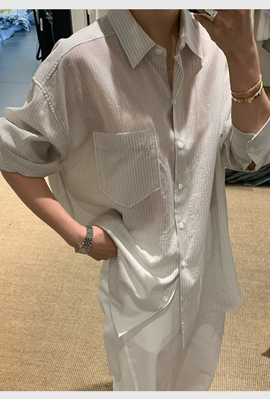 B65.知性推薦直條紋襯衫