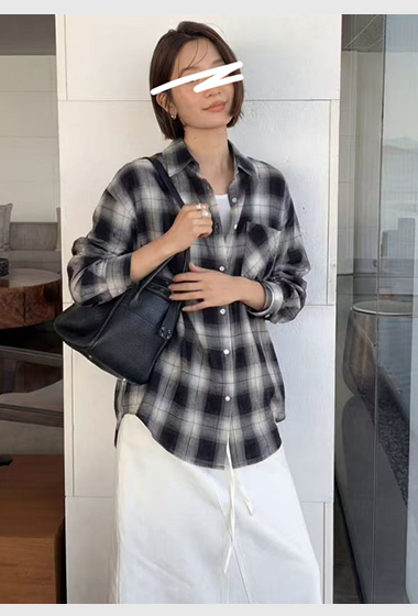 B23.知性黑白格紋襯衫