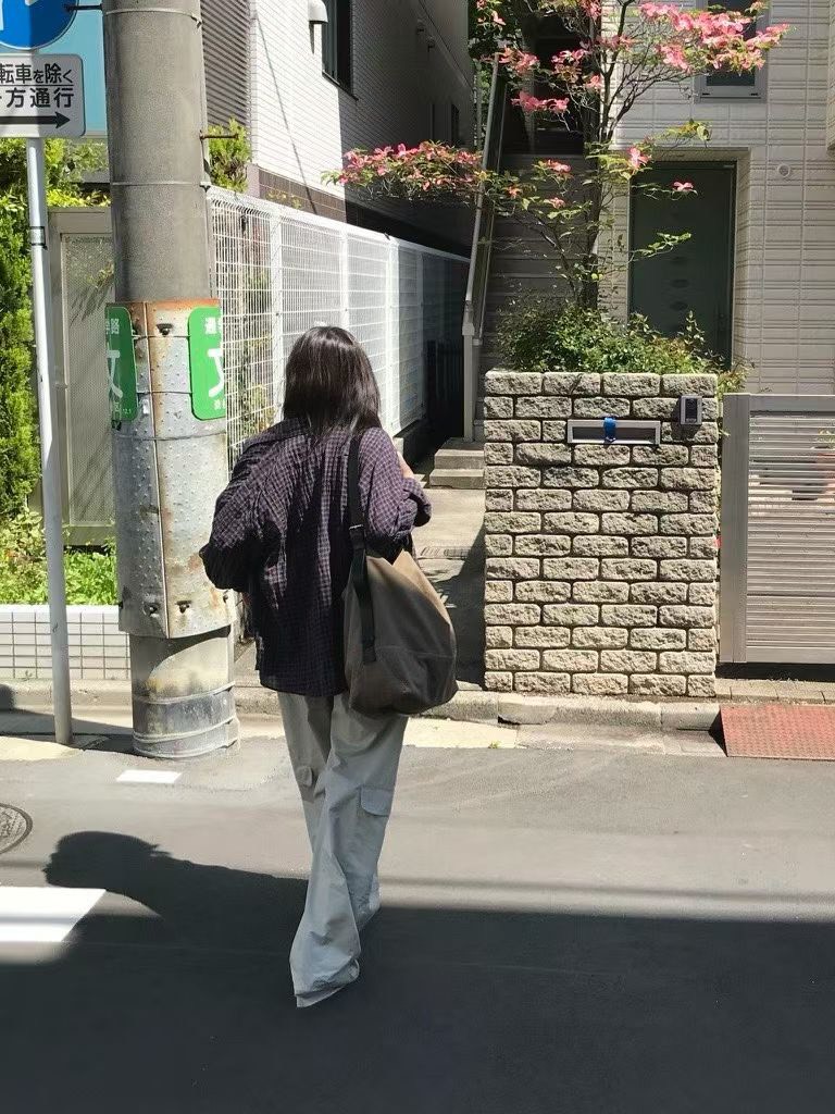 B120.小V家可甜可鹽格子襯衫