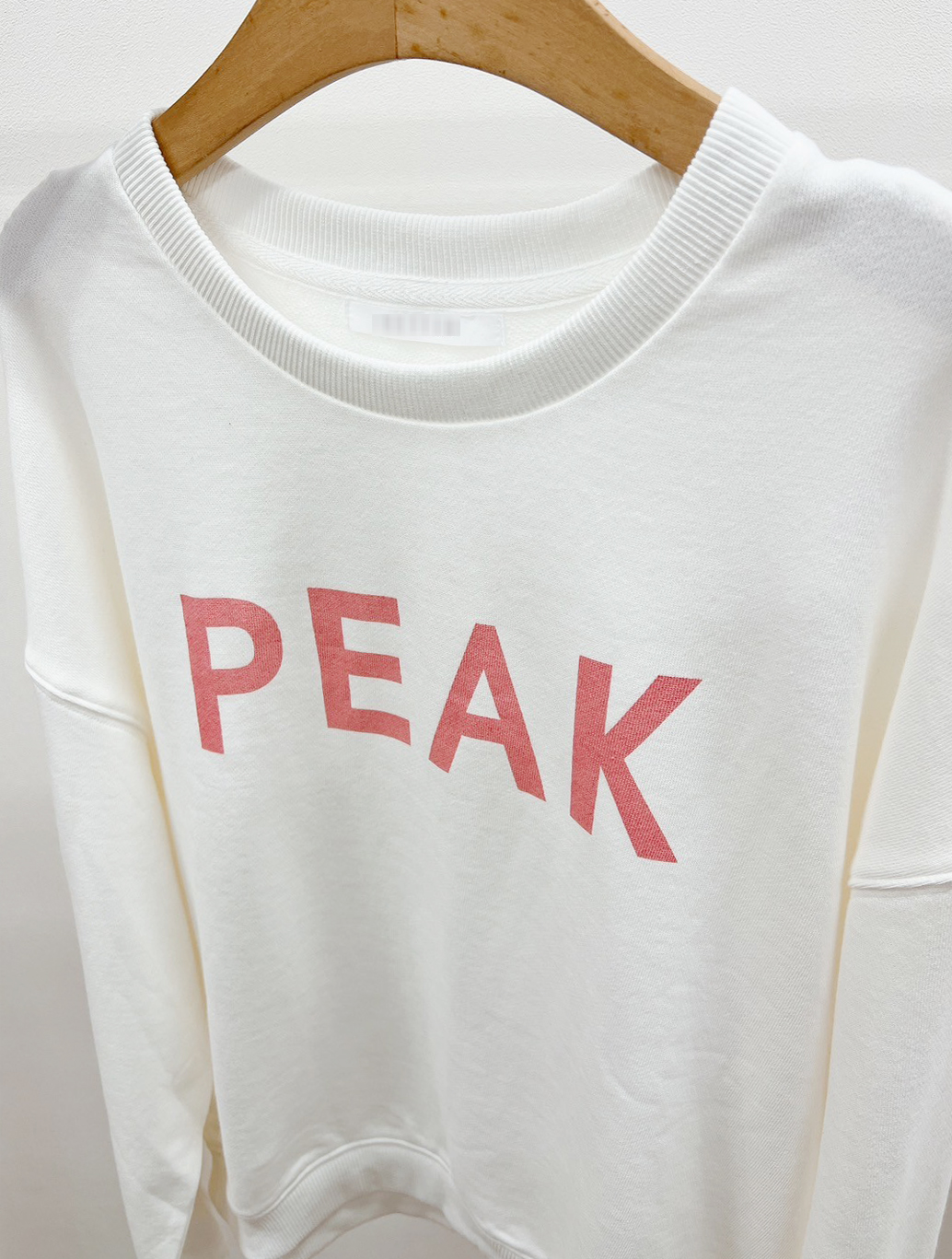 漂亮歐膩PEAK大學TEE