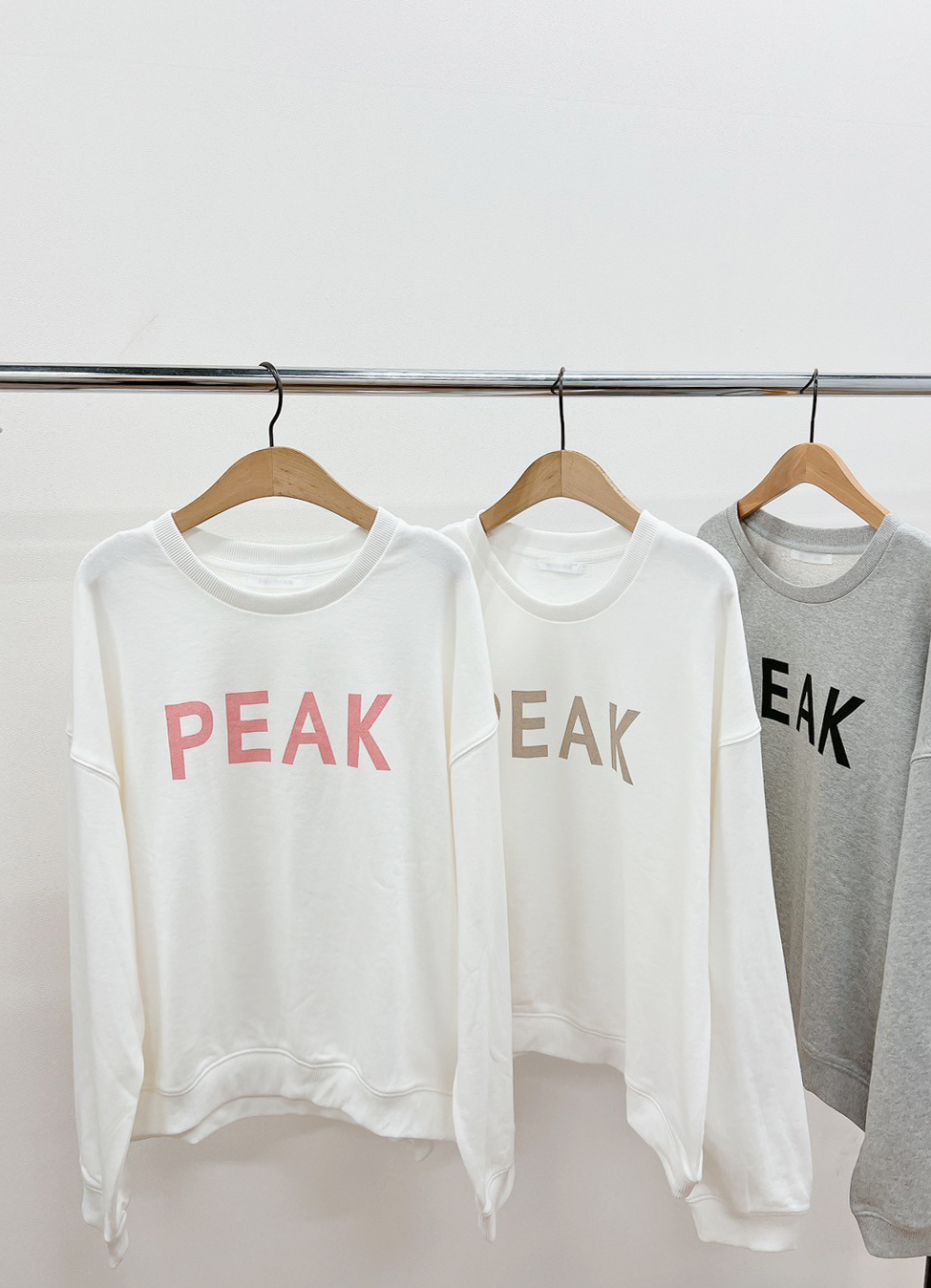 漂亮歐膩PEAK大學TEE