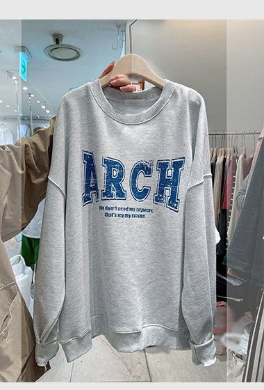 B04.美式ARCH休閒大學TEE