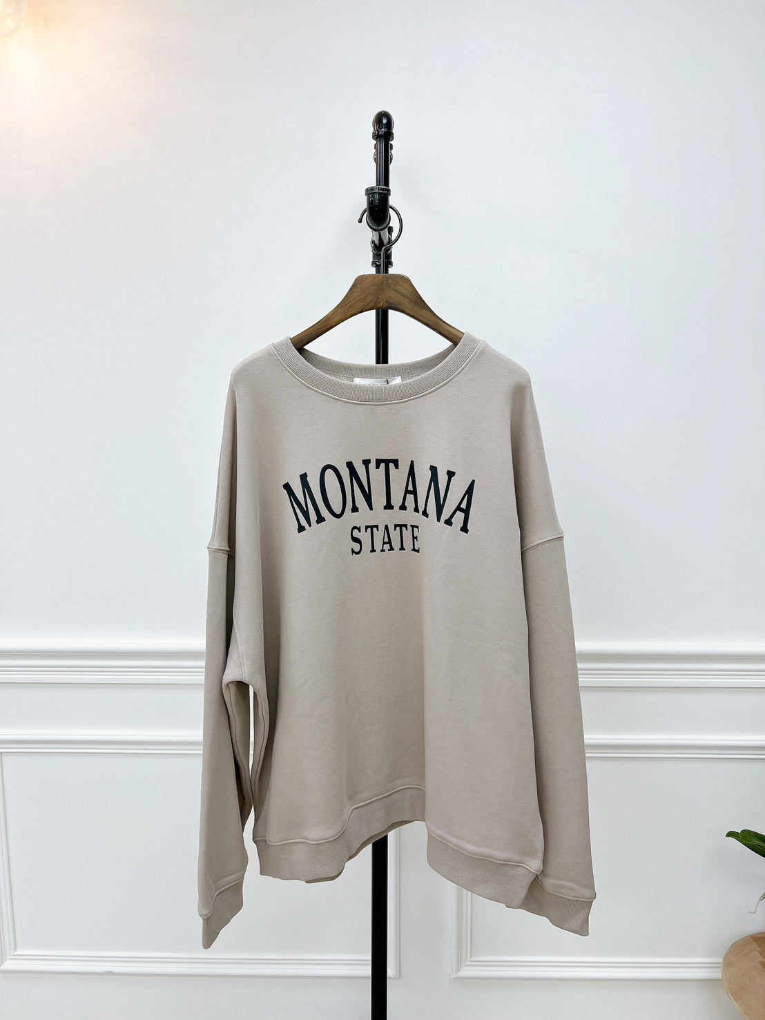 A09.女孩寬鬆MONTANA衛衣Tee