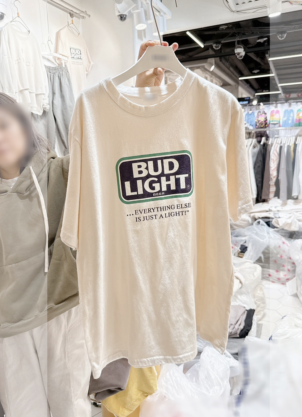 磨毛BUD LIGHT字母短TEE