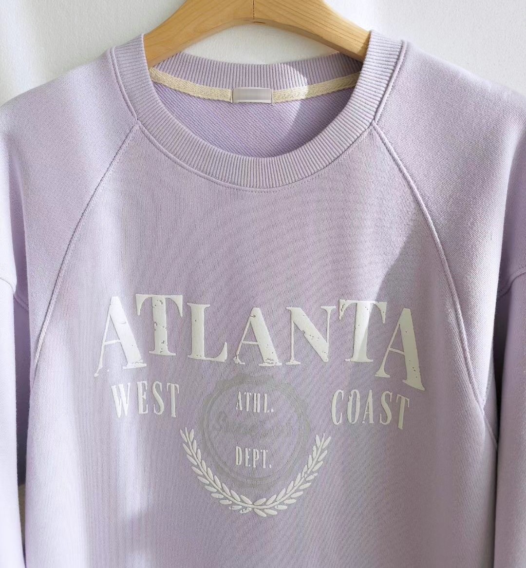 B03.美式ATLANTA印花大學TEE