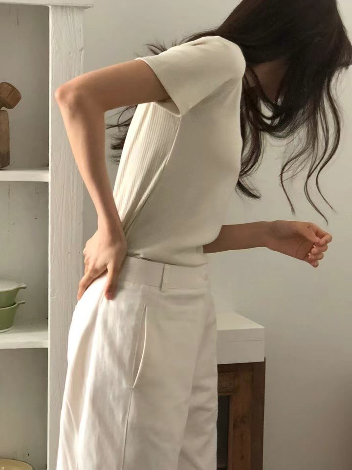 A91.顯瘦方領彈性TEE
