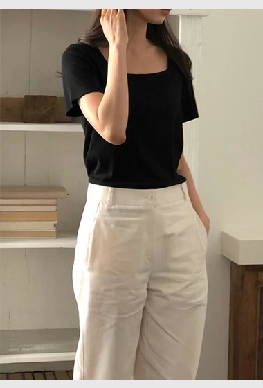 A91.顯瘦方領彈性TEE
