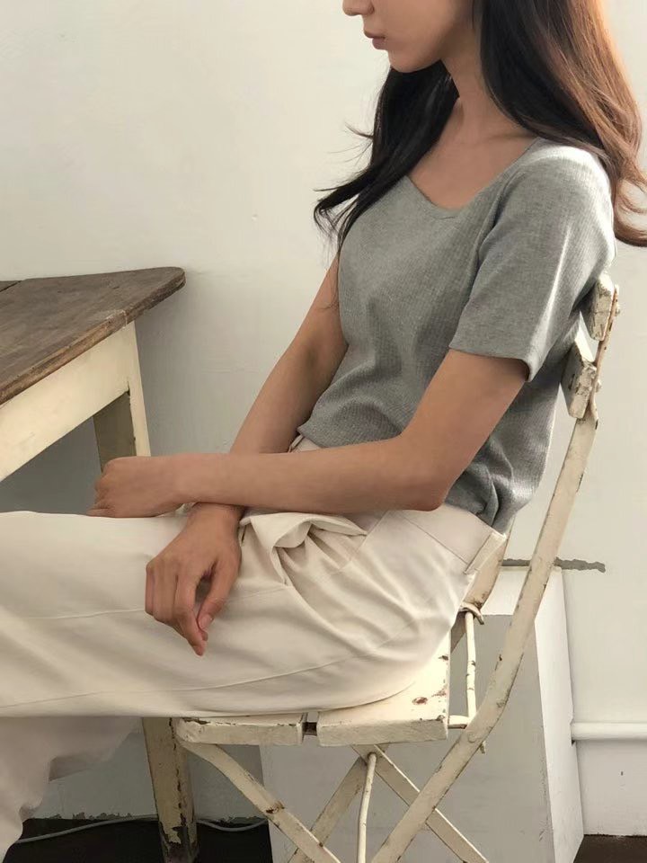A91.顯瘦方領彈性TEE