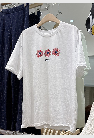 A122.休閒棉質小雛菊TEE