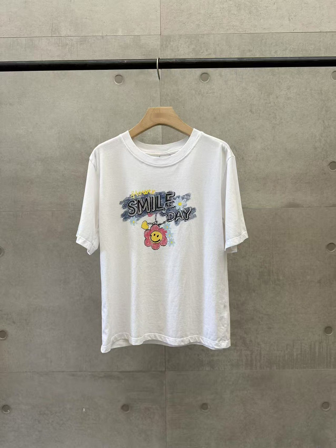 B12.微笑花朵鑰匙圈TEE