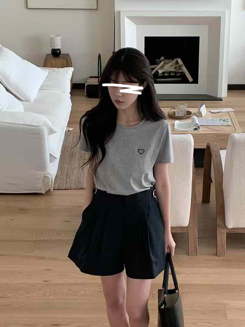 A103.小愛心裝飾短TEE