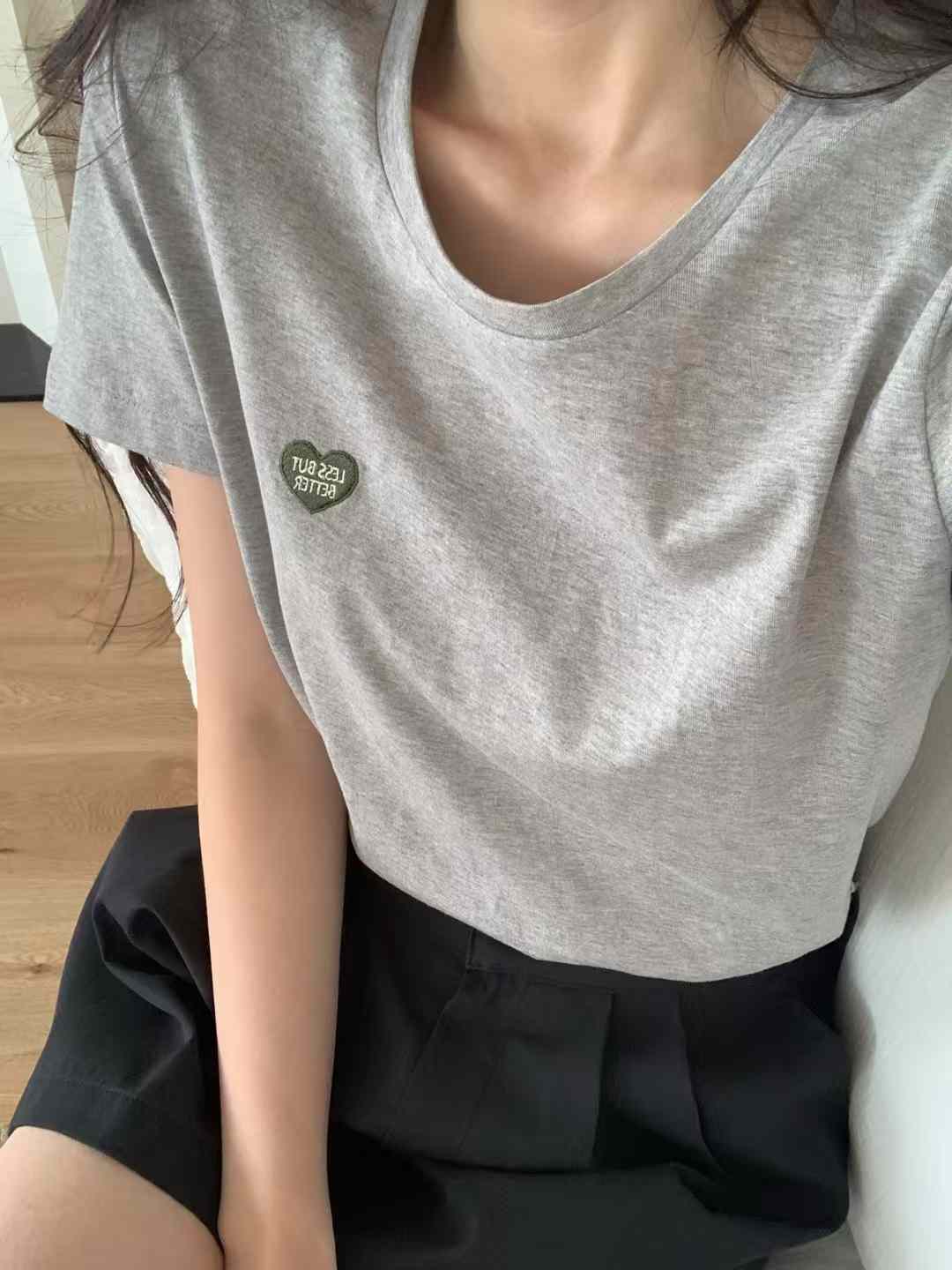 A103.小愛心裝飾短TEE