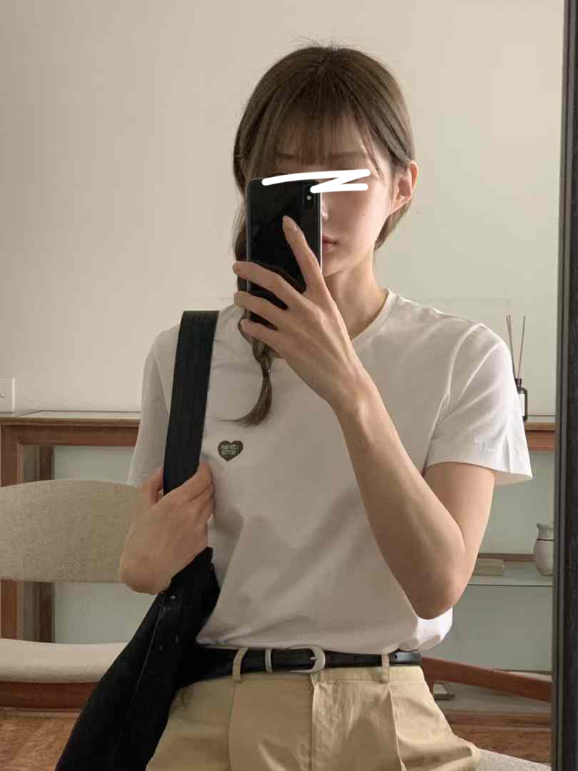 A103.小愛心裝飾短TEE
