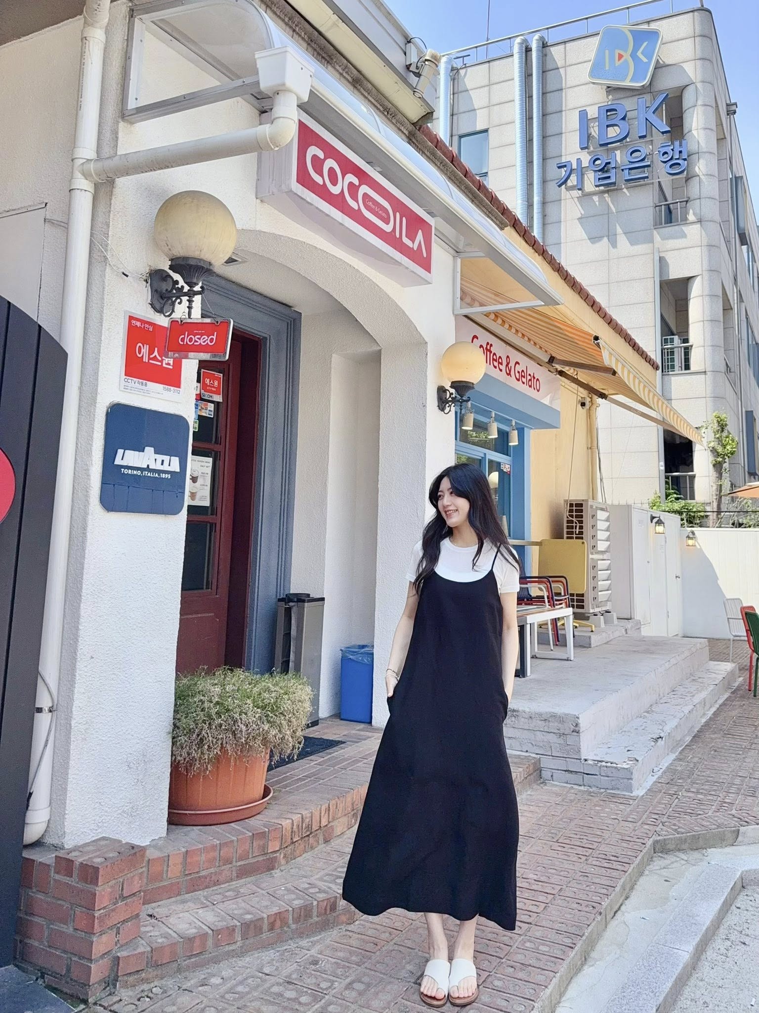 A111.日常質感素面TEE