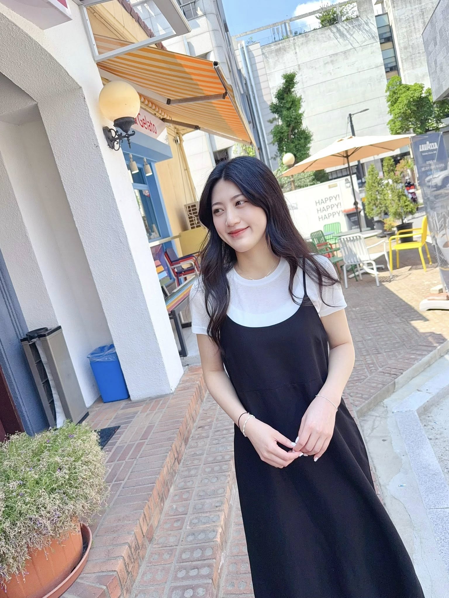 A111.日常質感素面TEE