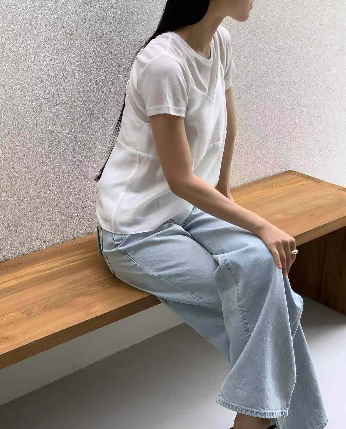 A111.日常質感素面TEE