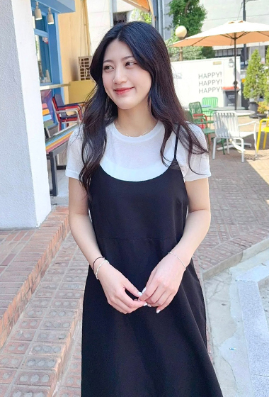 A111.日常質感素面TEE