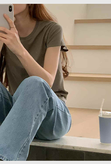 A23.顏值家莫代爾混棉顯瘦短TEE