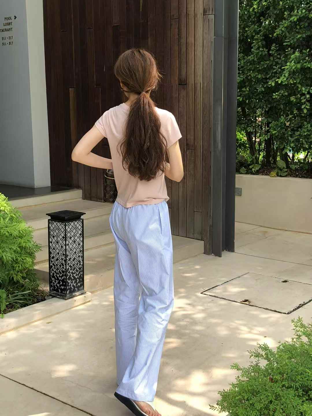 A23.顏值家莫代爾混棉顯瘦短TEE