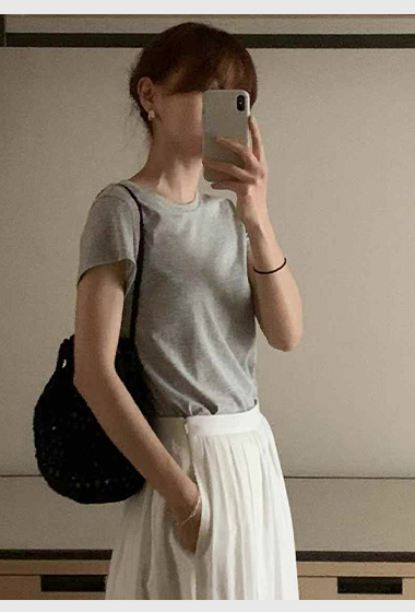 A23.顏值家莫代爾混棉顯瘦短TEE