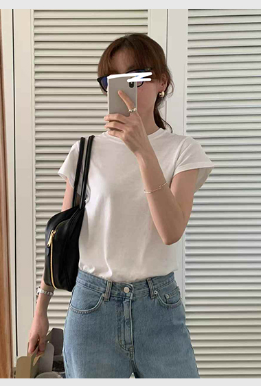 A23.顏值家莫代爾混棉顯瘦短TEE